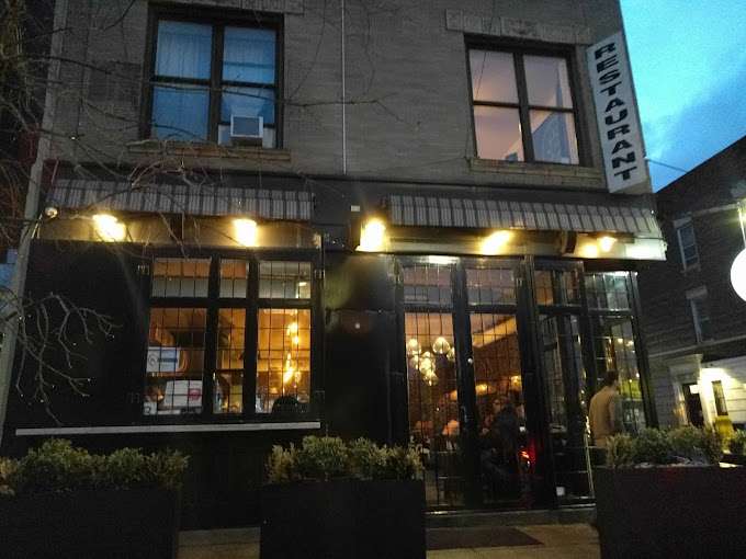 Kosher pizzeria & wine bar offering wood-fired pies & other Italian fares in a homey-sleek setting. Located in Crown Heights, Brooklyn